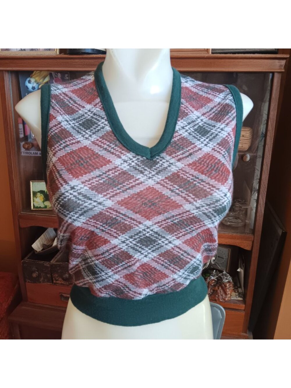 XS Vintage Sweater Vest Top Argyle Cropped Knit Sleeveless Pullover Green Trim